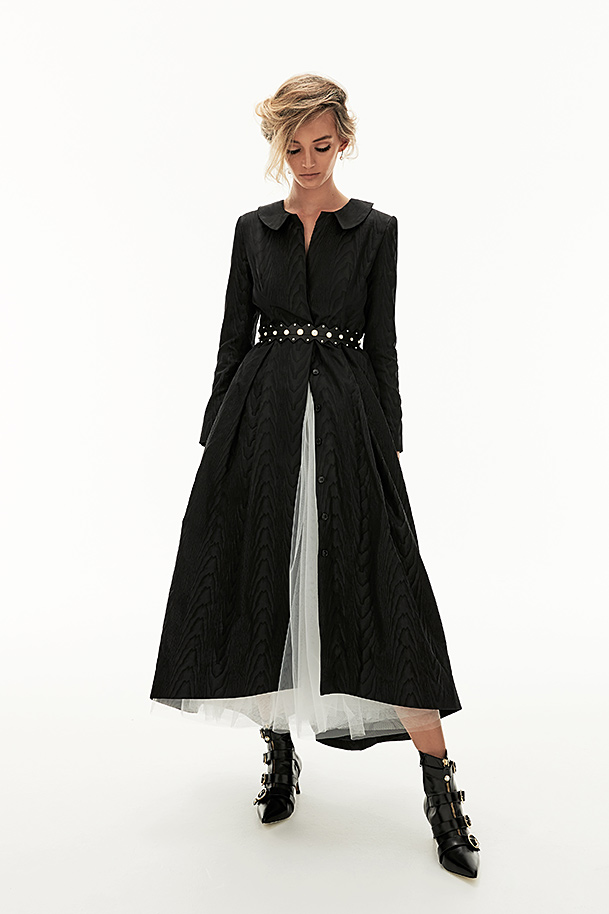 ‘Blackbird’ coat dress in silk moiré taffeta. White tulle skirt – Julie Goodwin Couture