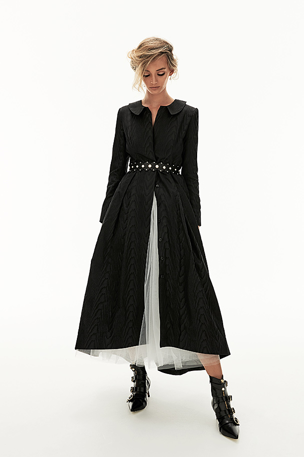 ‘Blackbird’ coat dress in silk moiré taffeta. White tulle skirt.